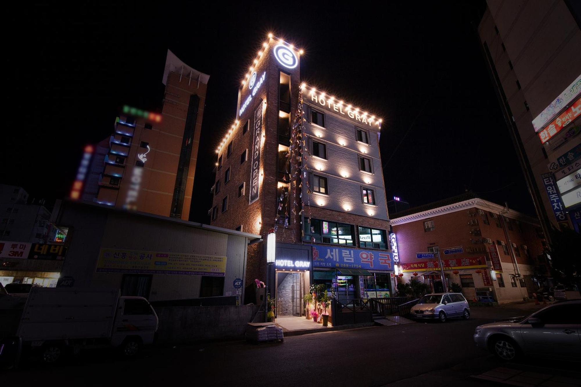 Hotel Gray Changwon Buitenkant foto