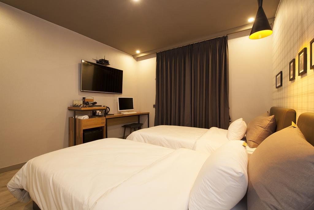 Hotel Gray Changwon Buitenkant foto