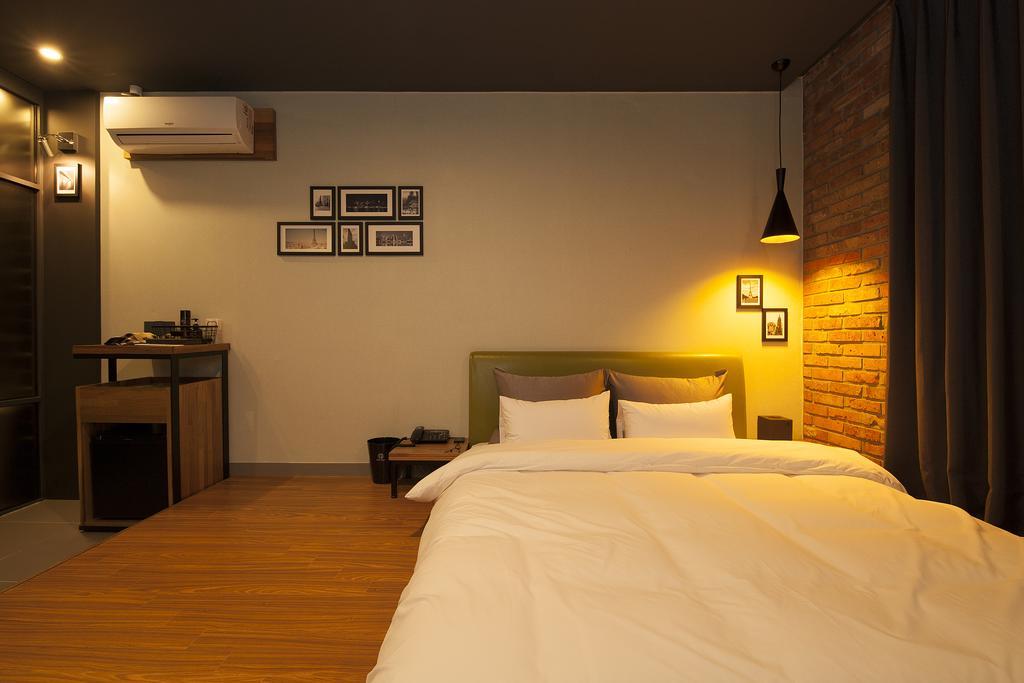 Hotel Gray Changwon Buitenkant foto