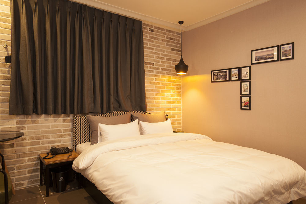Hotel Gray Changwon Buitenkant foto