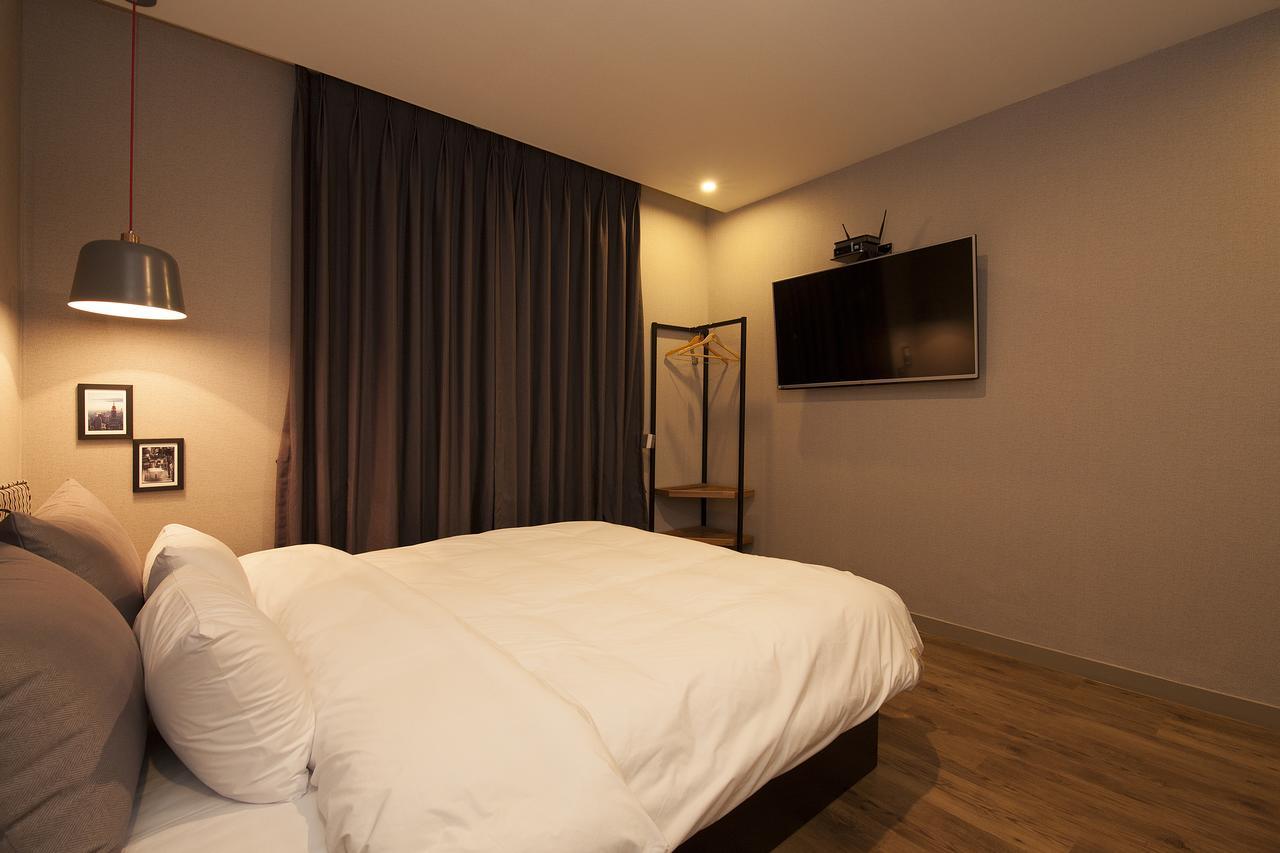 Hotel Gray Changwon Kamer foto